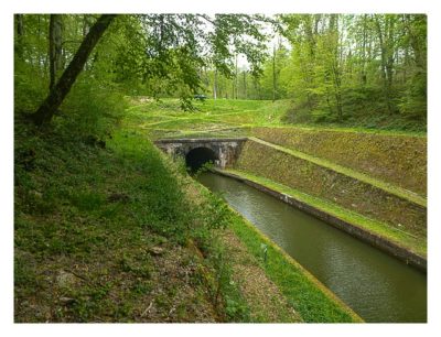 Radtour von Saarbrücken nach Straßburg: Kanaltunnel bei Arzviller