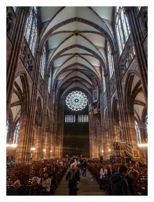 Radtour von Saarbrücken nach Straßburg: In der Kathedrale mit Rosette