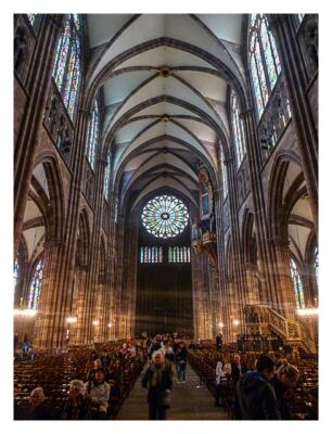 Radtour von Saarbrücken nach Straßburg: In der Kathedrale mit Rosette