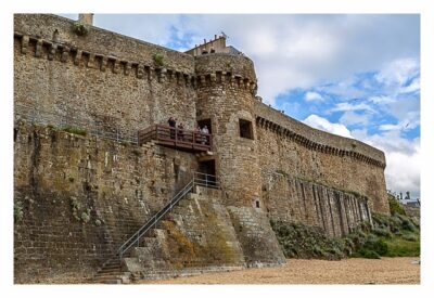 Saint Malo - Geocaching in historischer Kulisse - Eingang vom Stand