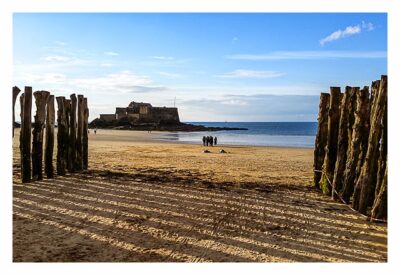 Saint Malo - Geocaching in historischer Kulisse - Fort Nationale bei Ebbe