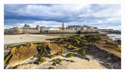 Saint Malo - Geocaching in historischer Kulisse - die Altstadt vom Meer her gesehen