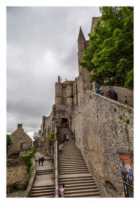 Mont Saint Michel - Die Treppen zum Eingangsportal