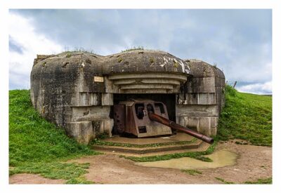 Östliche Landungsstrände - MKB Longues sur Mer - M272 mit Geschütz