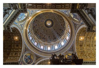 Rom: Der Vatikan - Im Pertersdom: Deckengewölbe mit Kuppel