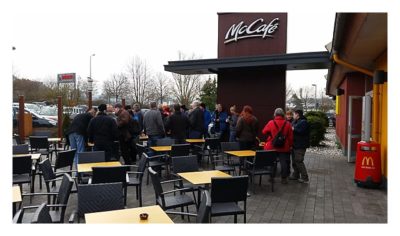 PI-Day-Event im Saarland vor dem McDonalds