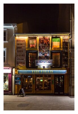 Abendliches Geocaching in Kilkenny - Pub The Field