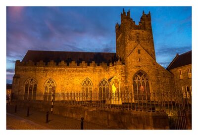 Abendliches Geocaching in Kilkenny - Black Abbey