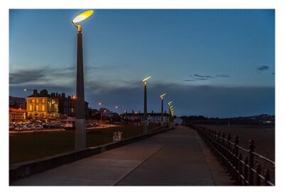 Uferpromenade von Bray