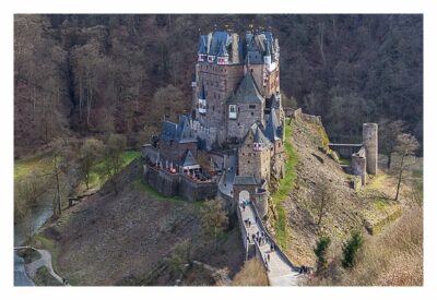 Ältester Geocache Deutschlands - Panoramablick auf die Burg Eltz