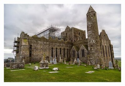 Rock of Cashel - der Friedhof hinter der Kathedrale