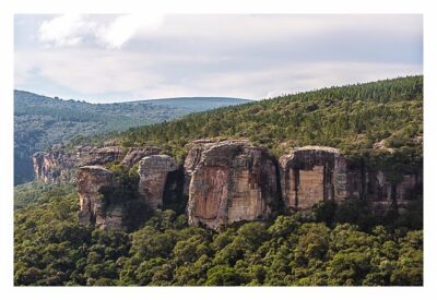 Natur pur im Pirituba Canyon - Die steilen Felswände