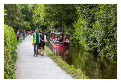 UK Mega 2016 in North Wales - Llangollen - Die Boote werden mit Pferden über den Kanal gezogen