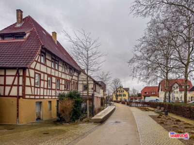 Verlauf einer befestigten Stra&szlig;e in Eppingen an der Stelle der ehemaligen historischen Stadtmauer