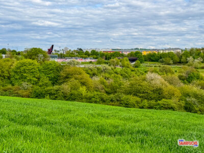 Blick zur&uuml;ck auf den Turm Luxemburg vom Panoramaweg aus