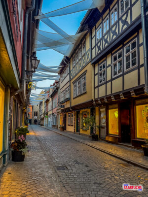 Krämerbrücke in Erfurt bei Abenddämmerung