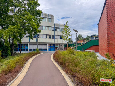 Universitäts-Campus Trier mit Blick auf moderne Lehrgebäude