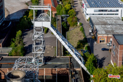 Blick auf Fördergerüst Schacht 2 vom Fördergerüst von Schacht 4 der Grube Göttelborn