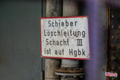 altes Schild in der ehemaligen Schachthalle