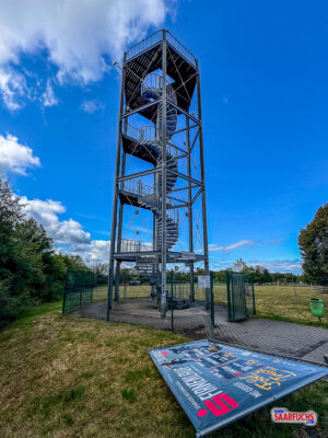 Der hohe Hedwigsturm mit seiner Wendeltreppe