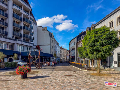 Einmündung der Fußgängerzone in die Burgstraße auf einem kleinen Platz in Stolberg