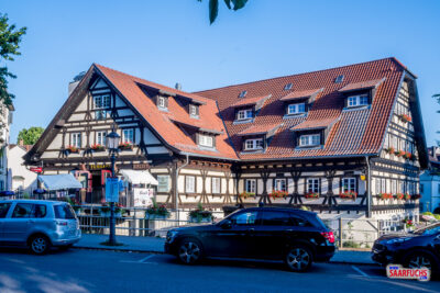 Das imposante Fachwerkgebäude der Alten Zimmerei in Esslingen