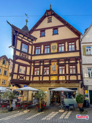 Das imposante Paracelsushaus mit seiner prächtigen Fachwerkfassade