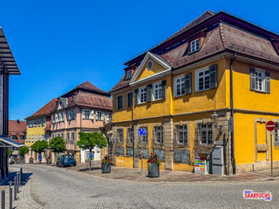 Ein historisches Universitätsgebäude in der Schlossgartenstraße in Nürtingen