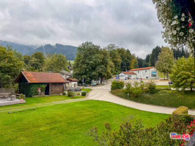 Blick vom Hotelbalkon auf das Vordere H&ouml;rnle und die Talstation der H&ouml;rnlebahn